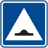 Dopravní značka: IP 2 Zpomalovací práh