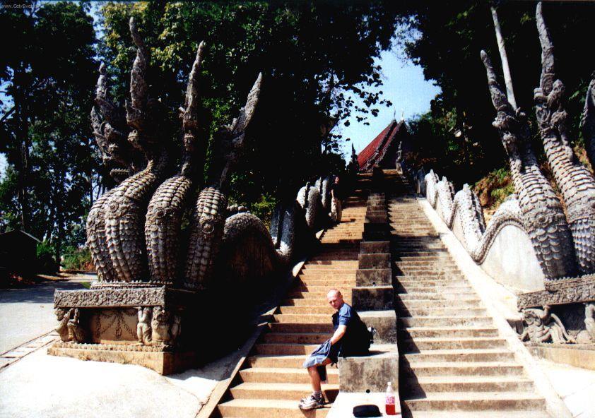 Foto: Thajsko-Schody do Nebe. Ne, jen do Budhistick�ho kl�tera