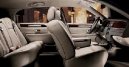 :  > Lincoln Town Car Signature Limited (Car: Lincoln Town Car Signature Limited)