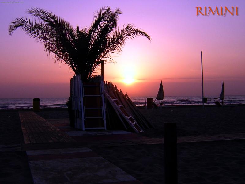 Foto: V�chod slunce v RIMINI-V�chod slunce v 4:55