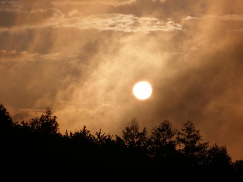 Foto: Soumrak-Tady vid�te ... tak to fakt nev�m asi n�jakej soumrak =o)