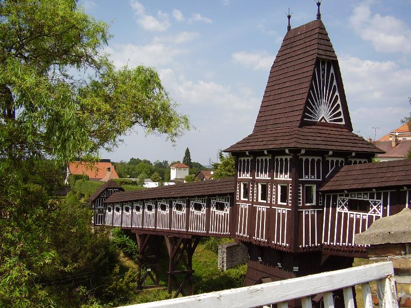 Foto: Nov� m�sto nad metuj�