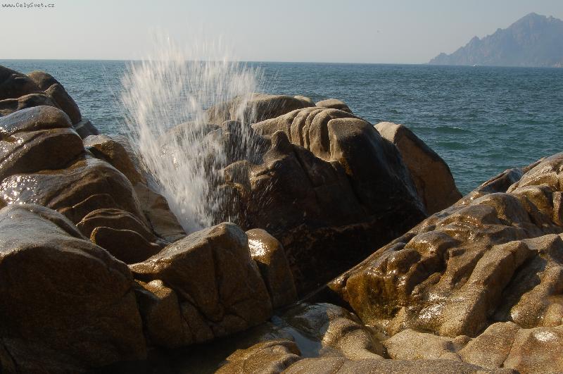 Foto: Bez koment��e-pohled pro o�i-Foceno na Korsice