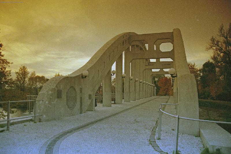 Foto: Darkovsk� most-Tam v Karvin�....................