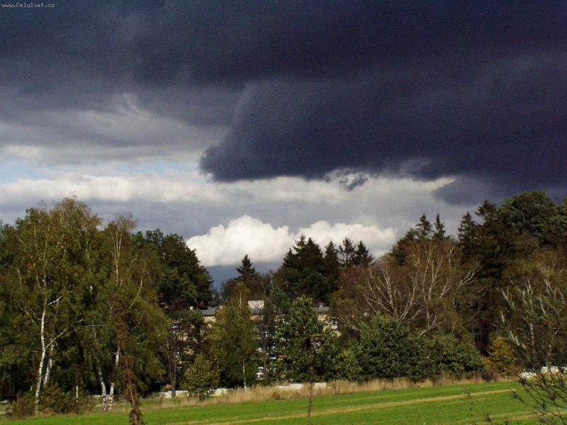 Foto: P�ed bou��