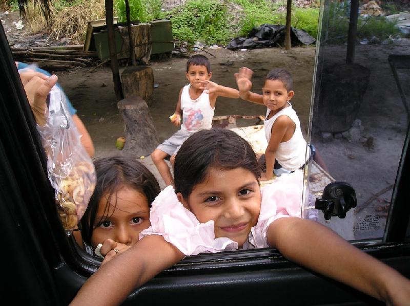 Foto: Prodavaci kesu-Prodavaci kesu orisku v Salvadoru