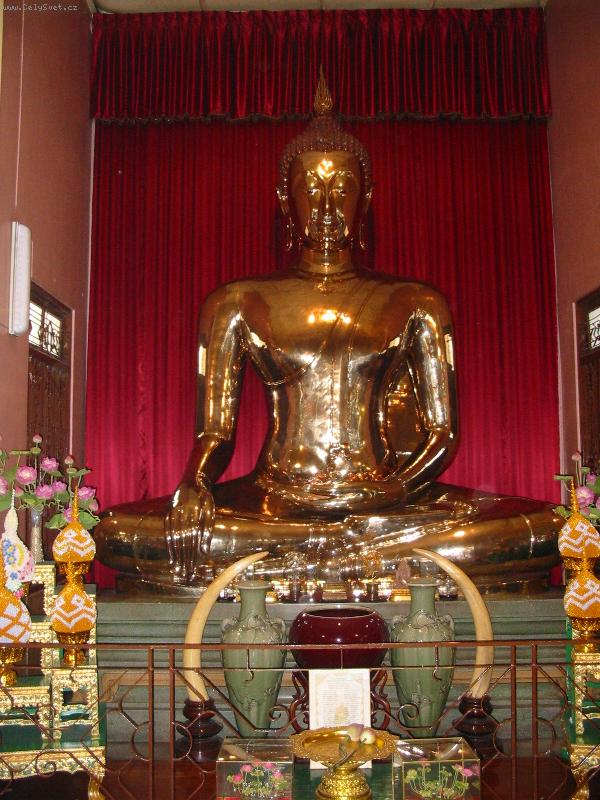 Foto: Zlatý Budha-3,5 tuny zlata