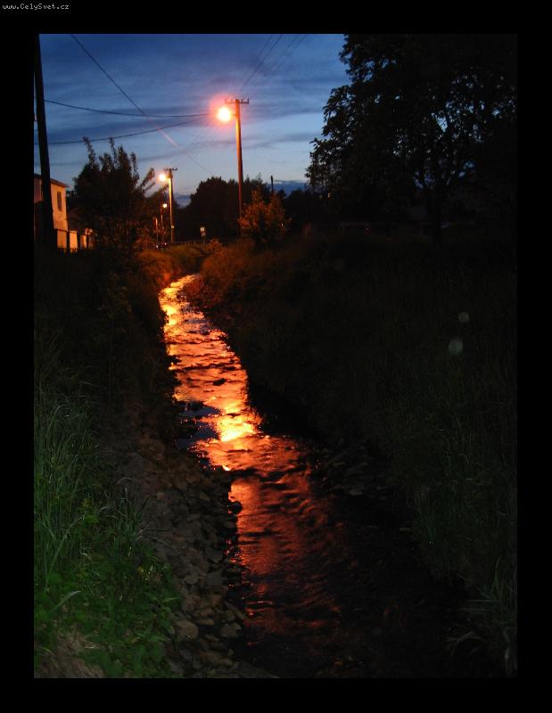 Foto: plamenn� potok