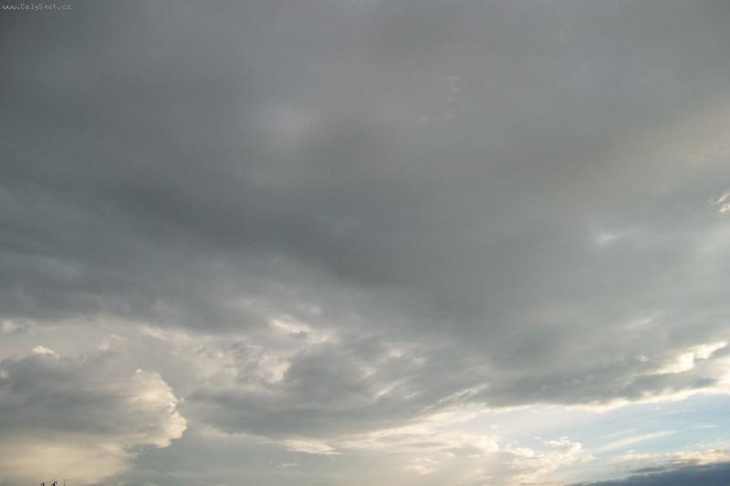 Foto: bouře v oblacích