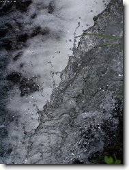 A voda pad�.............