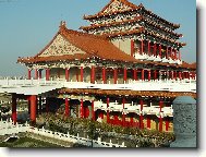komplex chrámů u města Tainan  ( Taiwan )