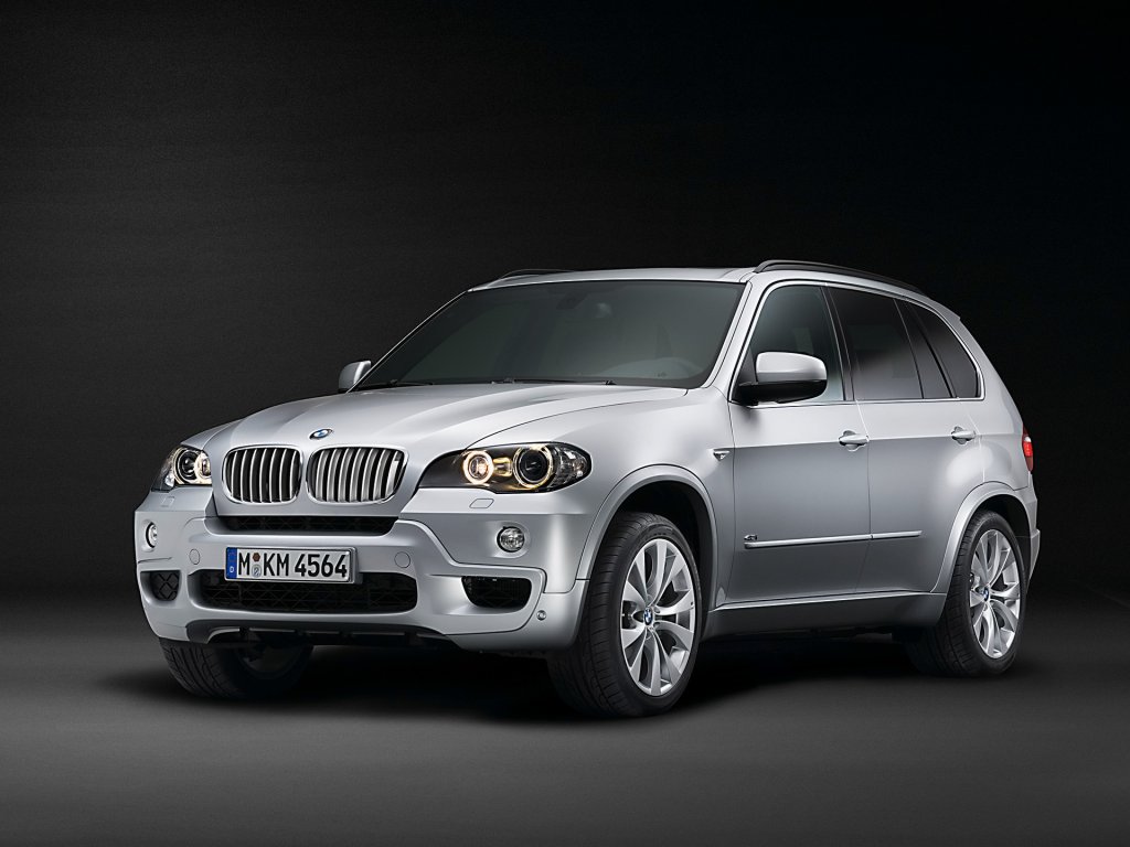 Foto: BMW X5 M Sport Package Front And Side (2008)