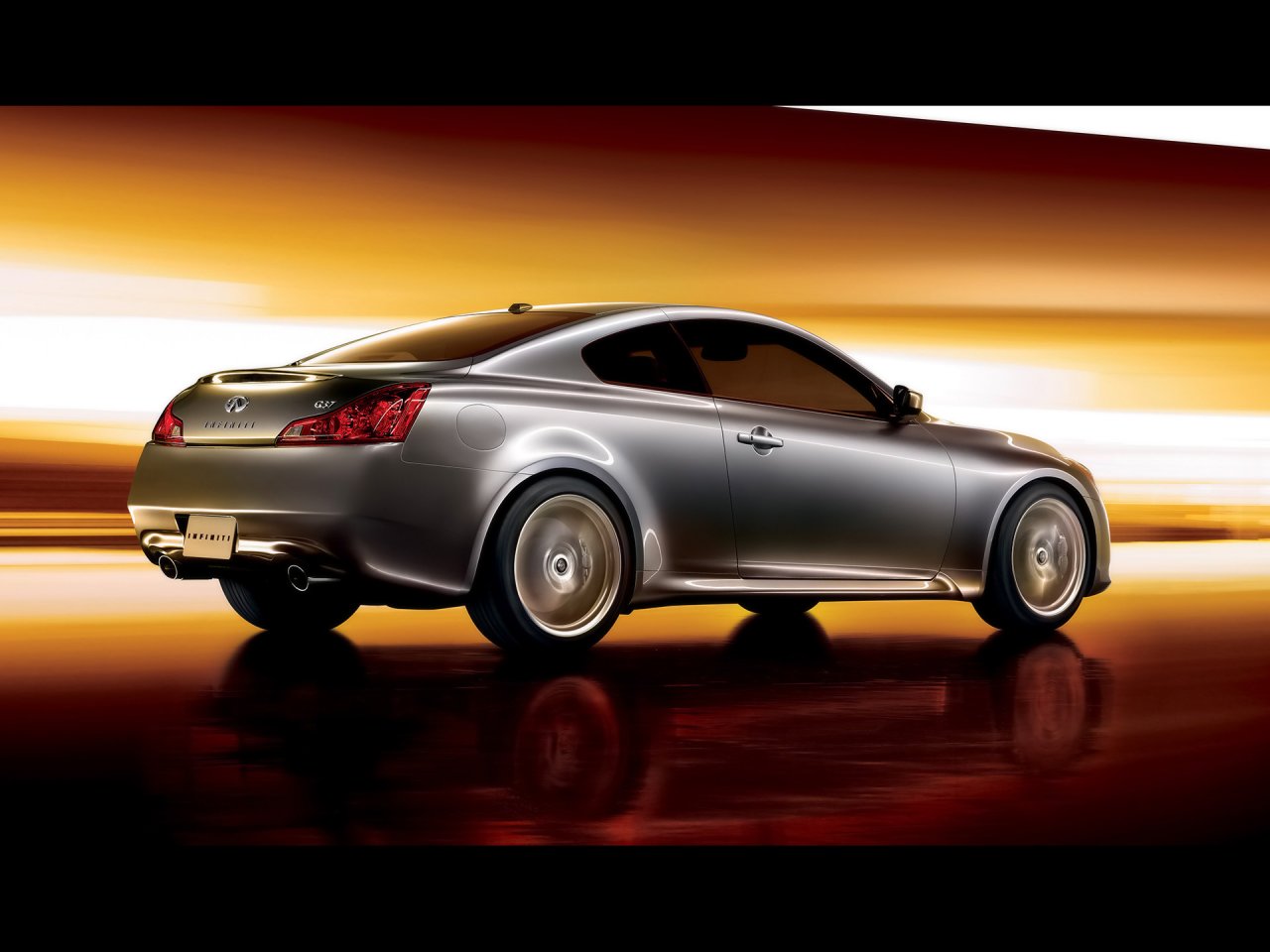 Foto: Infiniti G37 Coupe Rear And Side Speed (2008)