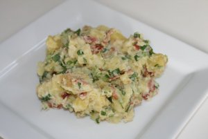 Recept online: Bramborový salát : Lehký bramborový salát s jablky