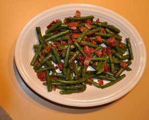 Recept online: Dušené fazolky: Dušené fazolky s fenyklem jako vhodná příloha k masu či jako samostatný zeleninový pokrm